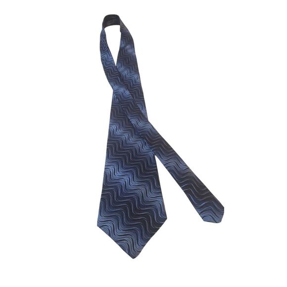 Bugatti Neck Tie Mens Luxury Blue Abstract Silk Business Church Made in USA‎ - Picture 3 of 12